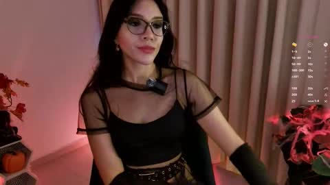 Snapshot of keylamiller1 chatting on October 2025 09:19:02 PM Keyla online show from October 2025 09:19:02 PM