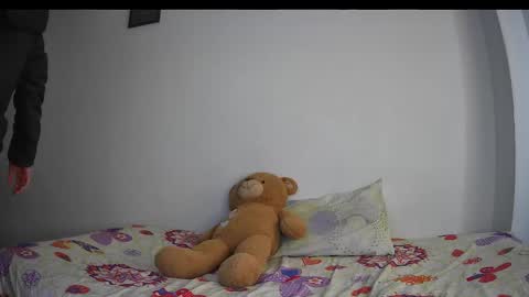 Keyla online show from November 2025 03:34:02 PM