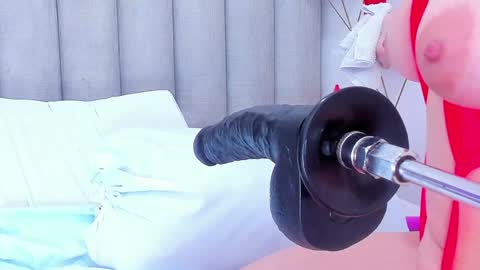 Snapshot of keyllaa_ chatting on January 2025 08:51:02 PM Keylla online show from January 2025 08:51:02 PM