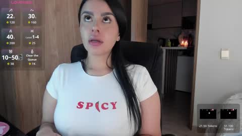 Laura online show from April 2026 03:37:02 AM