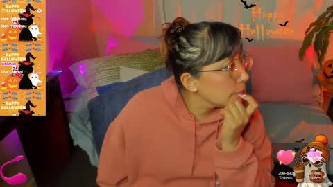 Snapshot of keyt_foxxx chatting on October 2025 04:01:02 AM Danna Sofia online show from October 2025 04:01:02 AM