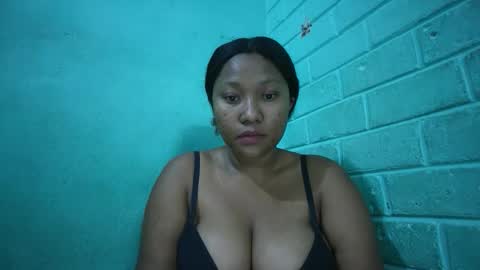 kezia0910 online show from December 2025 03:56:02 AM