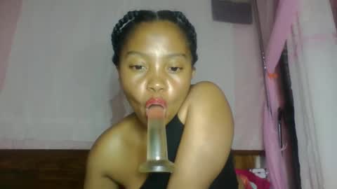 Snapshot of khaissa chatting on April 2026 06:24:02 PM khaissa online show from April 2026 06:24:02 PM