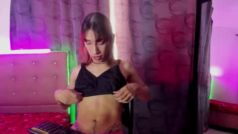 Snapshot of khandyz chatting on November 2025 06:57:02 PM Khandyz online show from November 2025 06:57:02 PM