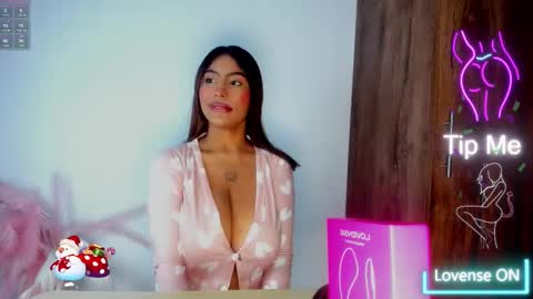 khate_smith online show from October 2025 01:40:02 PM