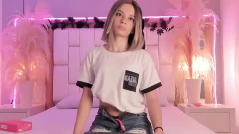 Khathiee online show from April 2026 06:37:01 PM