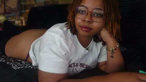 Khaya online show from September 2025 04:17:01 PM