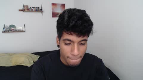 khevinlopezonig online show from February 2025 05:59:01 PM