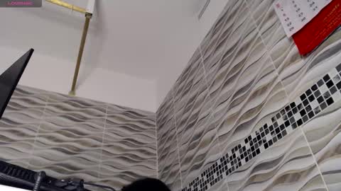 khloe33 online show from December 2025 06:44:01 AM