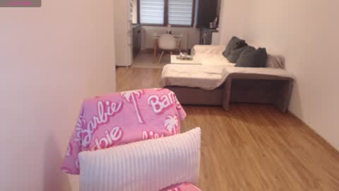 Khloe online show from January 2025 12:29:02 PM