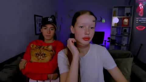 khloebeauty online show from October 2025 07:45:01 PM