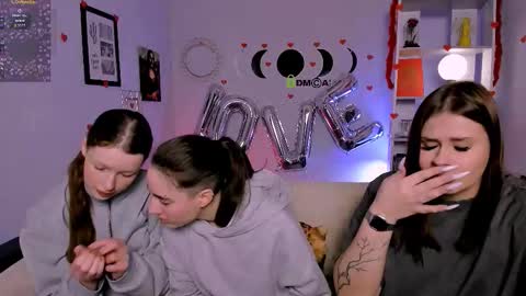 khloebeauty online show from February 2026 08:46:02 PM