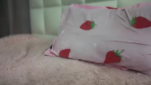 Snapshot of khloedoll_ chatting on April 2026 01:45:02 PM khloe online show from April 2026 01:45:02 PM