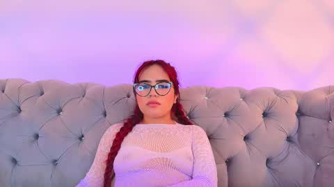 khloejohnson online show from September 2025 08:25:01 AM