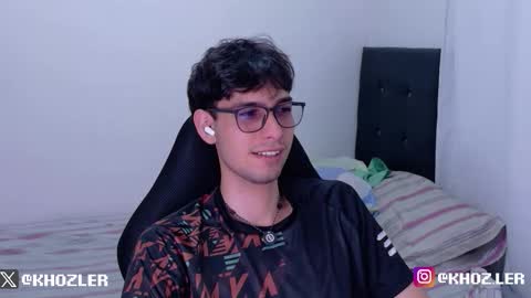 khozler_ online show from March 2026 02:06:02 AM