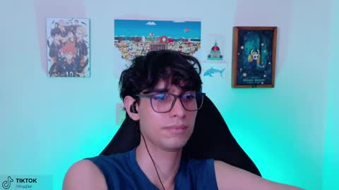 khozler_ online show from May 2026 03:01:02 AM