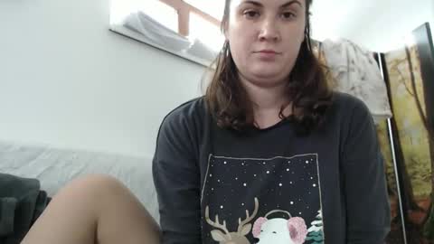 Snapshot of khrysssarah chatting on December 2025 12:33:02 PM Sarah online show from December 2025 12:33:02 PM