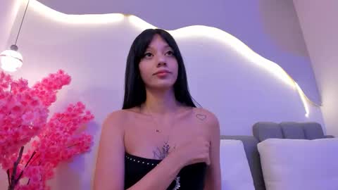 Ellie online show from February 2026 09:44:02 PM