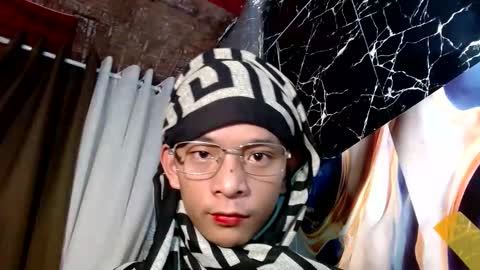 Snapshot of kiana_wet chatting on April 2026 05:27:02 AM kiana online show from April 2026 05:27:02 AM