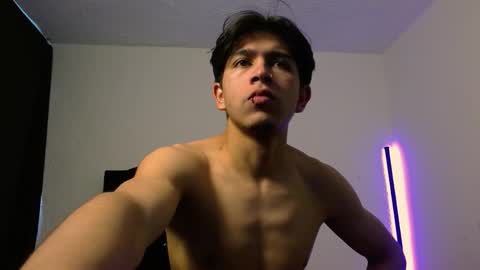 Adrian  Chlloe online show from November 2025 02:39:02 PM