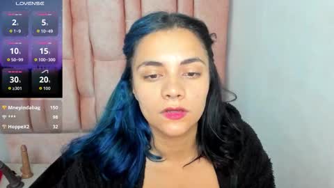 Snapshot of kiara_cruz__ chatting on October 2025 08:57:01 AM kiara Cruz online show from October 2025 08:57:01 AM
