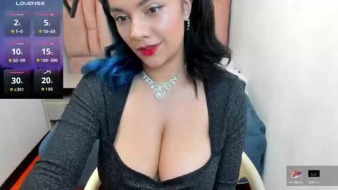 Snapshot of kiara_cruz__ chatting on October 2025 08:42:01 PM kiara Cruz online show from October 2025 08:42:01 PM