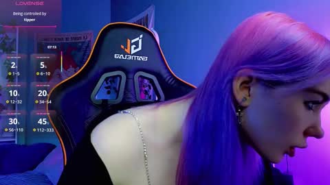 Kira online show from October 2025 09:48:01 PM