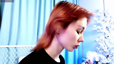 Kira online show from March 2026 10:53:01 PM