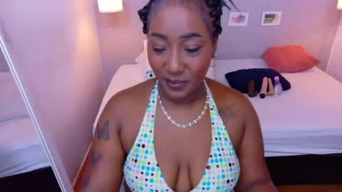 Kiara online show from May 2026 10:41:02 PM