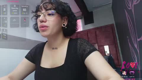 Snapshot of kiara_fox__ chatting on April 2026 08:55:01 PM KIARA FOX online show from April 2026 08:55:01 PM