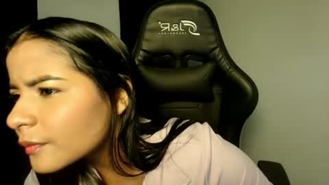 kiara online show from July 2026 01:50:02 PM