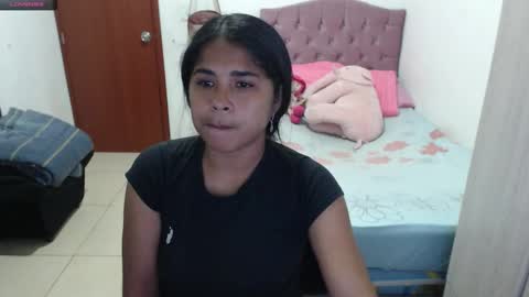 Kiara online show from October 2025 10:21:01 PM