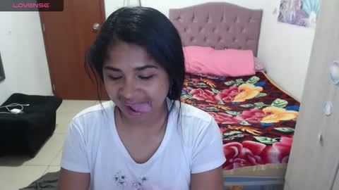 Kiara online show from December 2025 10:27:01 PM