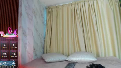 Snapshot of kiara_zahiri_ chatting on October 2025 11:16:01 AM Kiara Zahiri online show from October 2025 11:16:01 AM