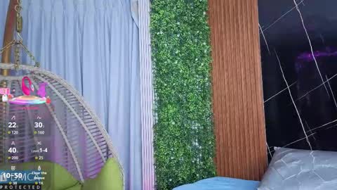 Snapshot of kiara_zahiri_ chatting on October 2025 10:59:02 AM Kiara Zahiri online show from October 2025 10:59:02 AM