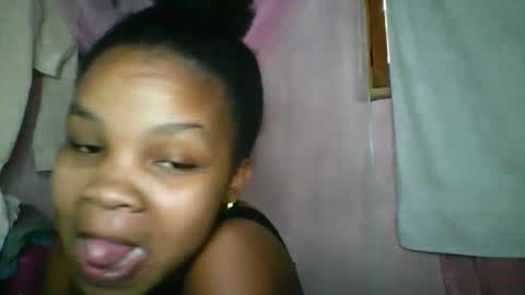 Snapshot of kiarah_69 chatting on May 2026 01:40:02 PM kiarah 69 online show from May 2026 01:40:02 PM