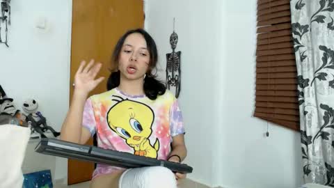 Snapshot of kiaralenon chatting on October 2025 11:21:02 AM kiaralenon online show from October 2025 11:21:02 AM