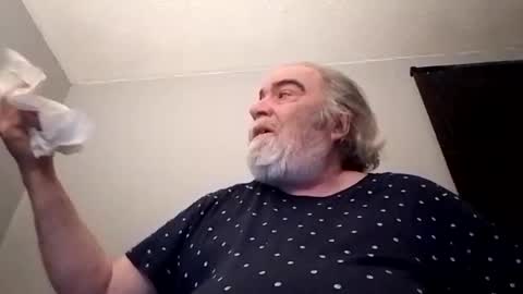 Snapshot of kickinme chatting on November 2025 05:00:01 PM KICKINME online show from November 2025 05:00:01 PM