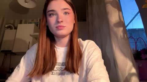 Snapshot of kierstentates chatting on March 2026 03:17:01 PM Ola my name is Lissa Lets hit 10 Thumbs Up together online show from March 2026 03:17:01 PM