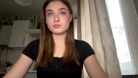 Snapshot of kierstentates chatting on March 2026 02:09:02 PM Ola my name is Lissa Lets hit 10 Thumbs Up together online show from March 2026 02:09:02 PM