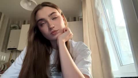 Snapshot of kierstentates chatting on March 2026 02:50:01 PM Ola my name is Lissa Lets hit 10 Thumbs Up together online show from March 2026 02:50:01 PM