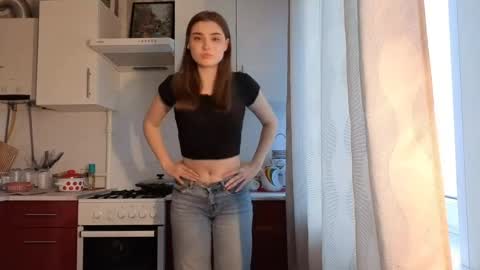 Snapshot of kierstentates chatting on April 2026 02:40:01 PM Ola my name is Lissa Lets hit 10 Thumbs Up together online show from April 2026 02:40:01 PM