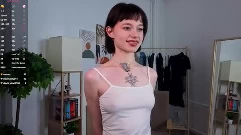 Vanessa online show from November 2025 01:06:01 AM