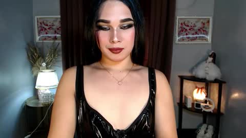 Snapshot of kiethmadison_miller chatting on September 2025 07:57:02 AM Im Mia online show from September 2025 07:57:02 AM