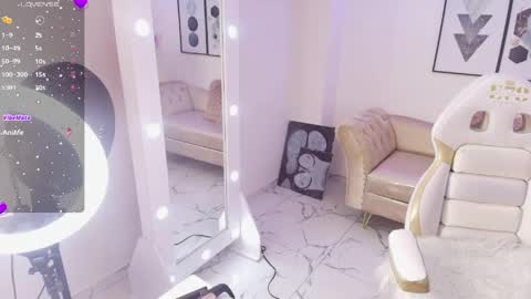 Snapshot of kiitty__meow chatting on April 2026 12:54:01 PM Kitty online show from April 2026 12:54:01 PM