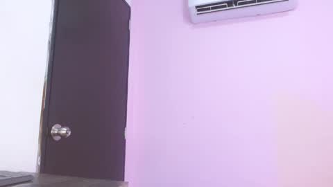 Melody online show from October 2025 12:47:02 PM