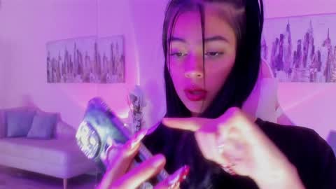 kIKI online show from January 2025 06:31:01 AM