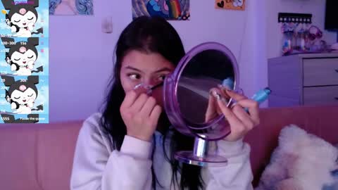 kIKI online show from February 2025 11:43:02 AM