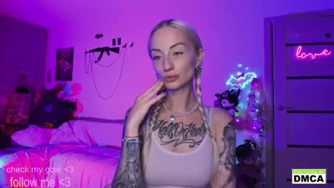 Snapshot of kiki_cute__ chatting on September 2025 11:59:02 PM Kiki online show from September 2025 11:59:02 PM