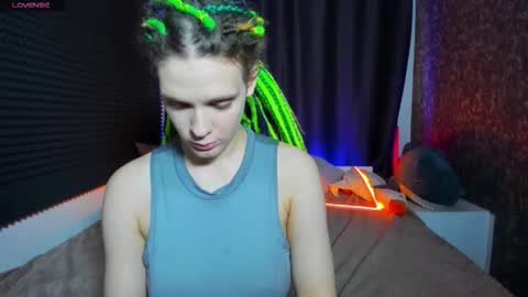 Kiki online show from October 2025 10:16:02 AM